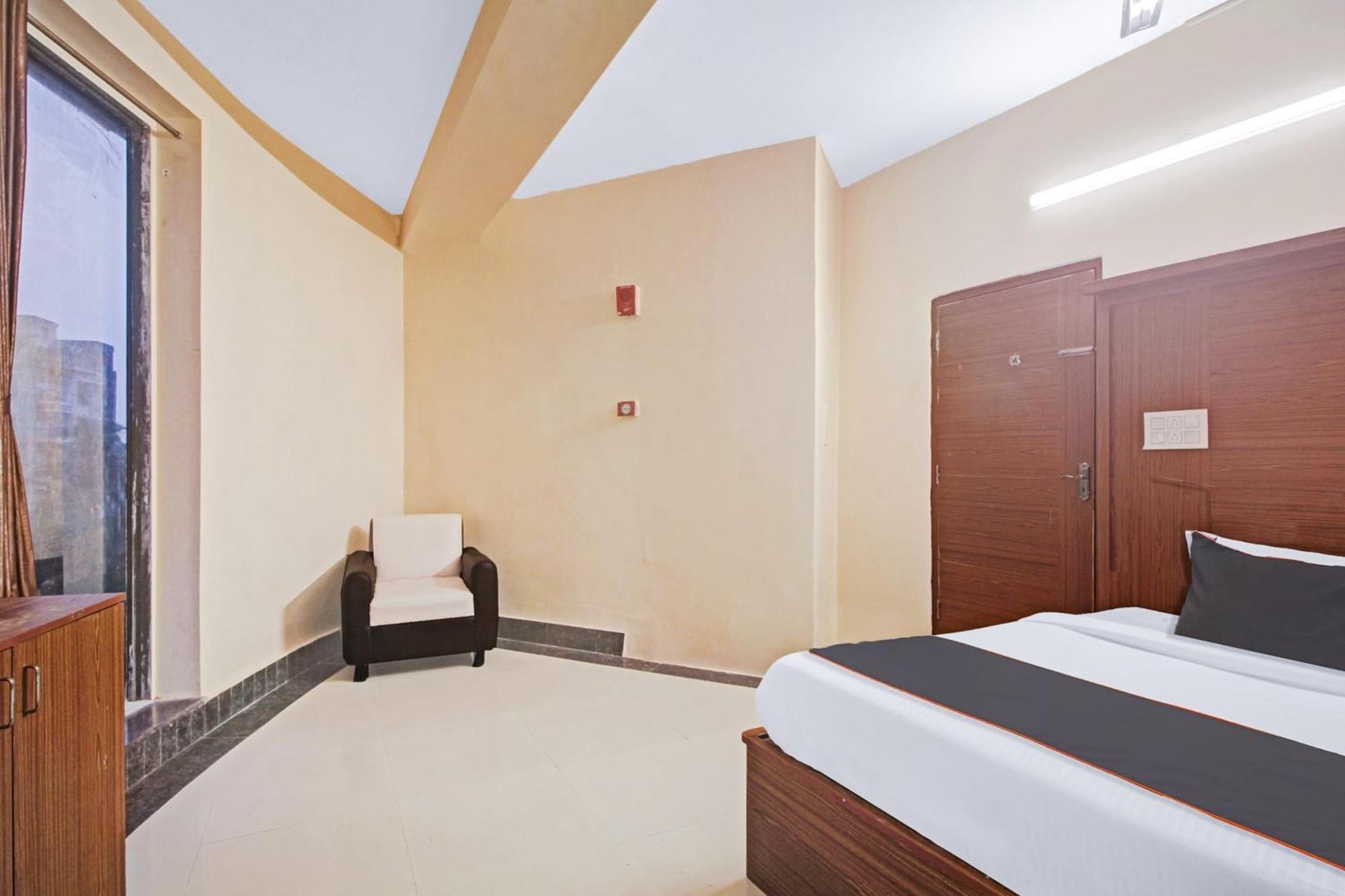 Super Collection O Hotel Aqua Villa Near Netaji Subhash Chandra Bose International Airport Gauripur  Eksteriør bilde